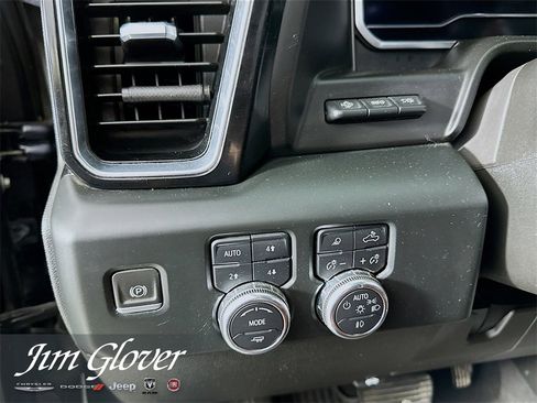 Used 2024 GMC Sierra 3500 Denali Ultimate image 22