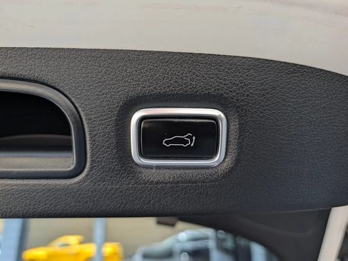 Used 2018 Kia Stinger GT2 RWD image 15
