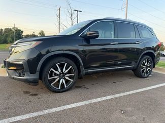 Used 2019 Honda Pilot Touring video 2