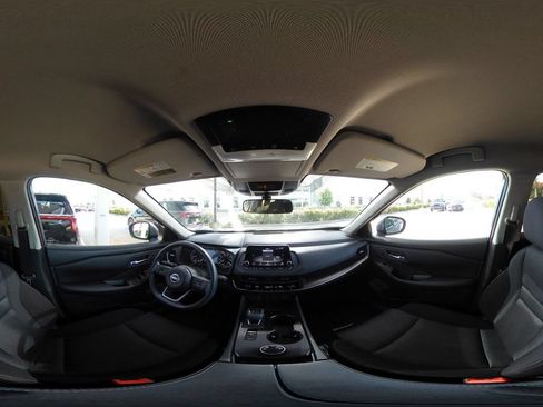 Used 2024 Nissan Rogue SV AWD/4WD image 43