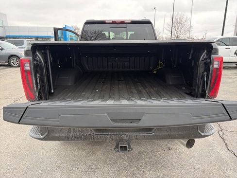 Used 2025 GMC Sierra 2500 Denali w/ Denali Reserve Package image 8
