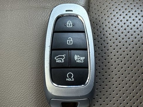 Used 2021 Hyundai Santa Fe SEL w/ Convenience + Premium Package image 26