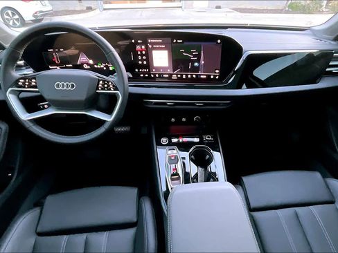 Used 2025 Audi A5 2.0T Premium Plus w/ Premium Plus image 13