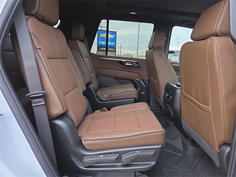 New 2026 Chevrolet Tahoe High Country w/ Sun And Tow Package image 15