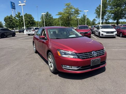 Used 2015 Volkswagen Passat 1.8T S FWD image 5