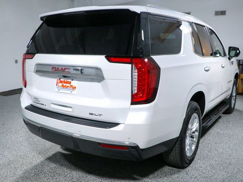 Used 2024 GMC Yukon SLT w/ Max Trailering Package AWD/4WD image 7