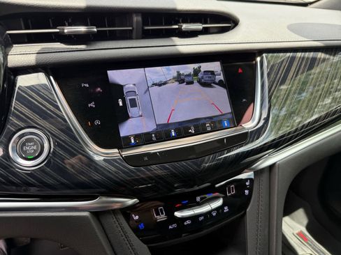 Used 2024 Cadillac XT6 Premium Luxury w/ Technology Package AWD/4WD image 18