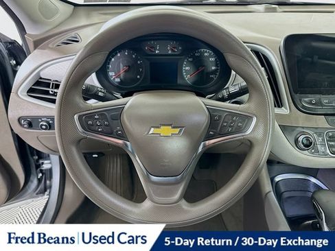 Used 2024 Chevrolet Malibu LT FWD image 15