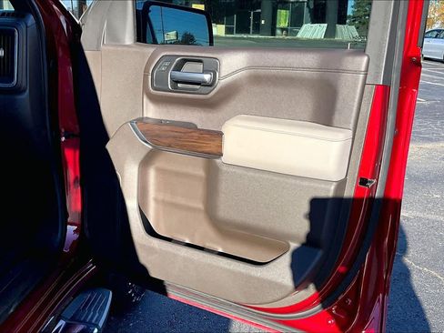 Used 2019 GMC Sierra 1500 SLT w/ SLT Premium Package image 22