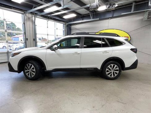 Used 2020 Subaru Outback Premium w/ Tech Package 1 image 2