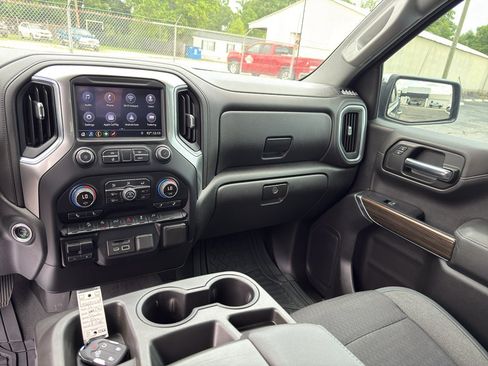 Used 2019 Chevrolet Silverado 1500 LT w/ All-Star Edition AWD/4WD image 24