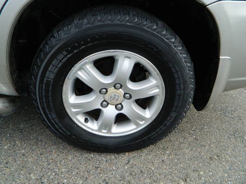 Used 2001 Toyota Highlander 4WD V6 image 24