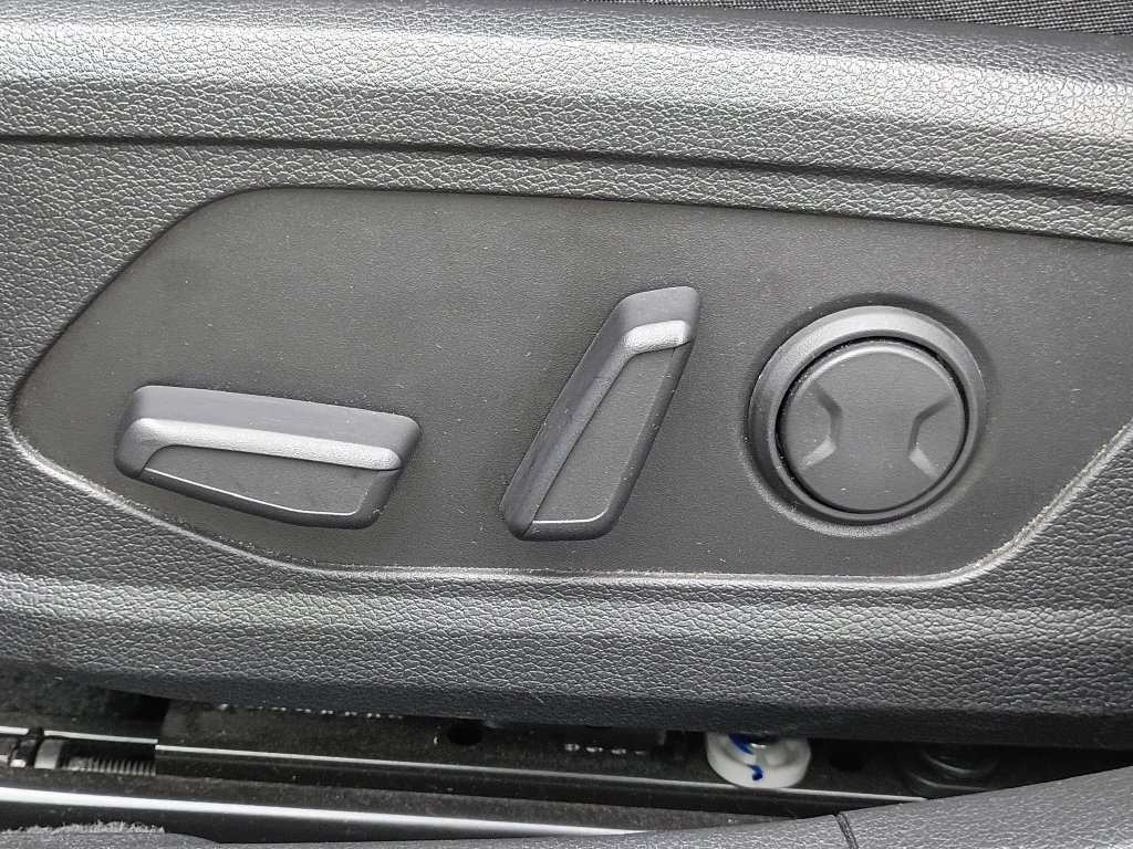 Certified 2025 Hyundai Sonata SEL FWD image 16