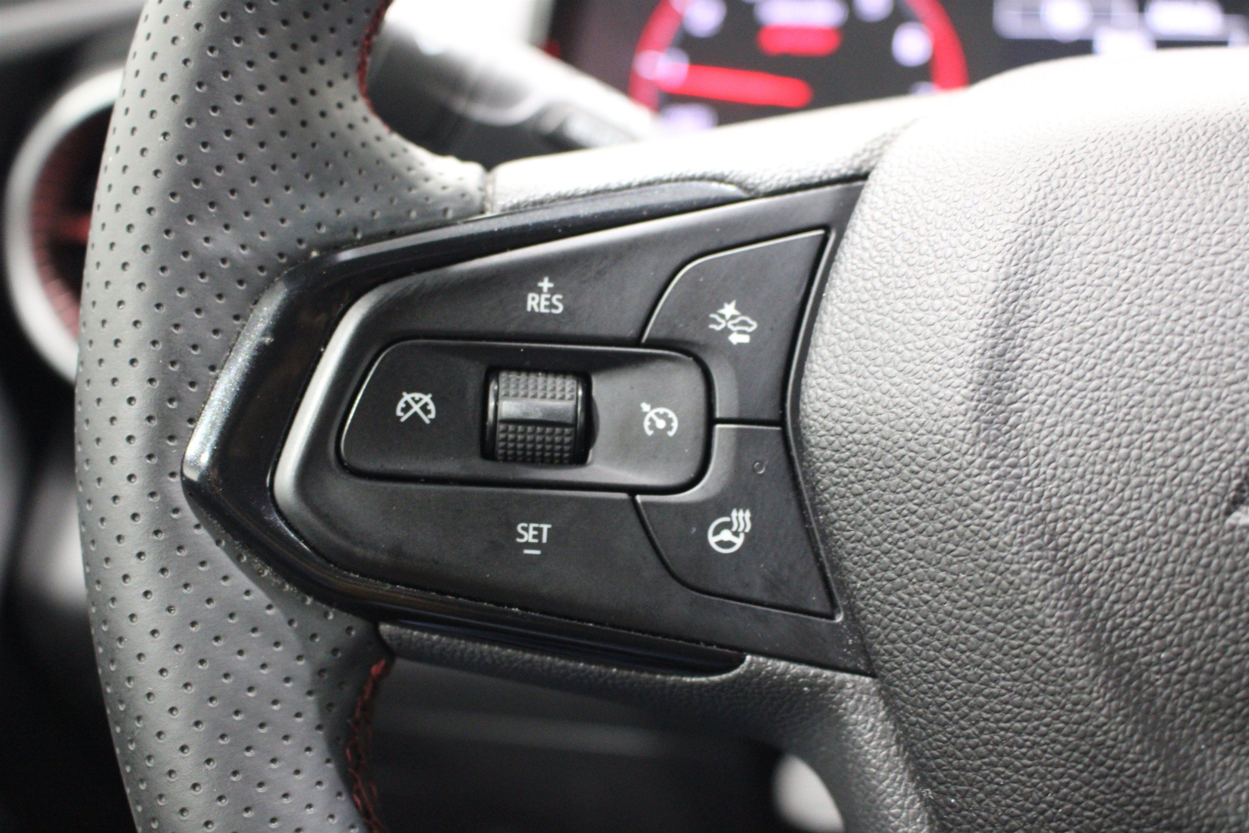 Used 2025 Chevrolet Trax RS w/ Driver Confidence Package FWD image 12