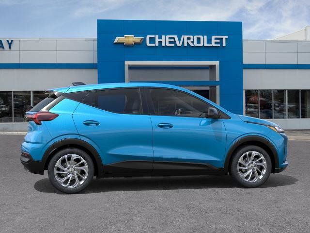 New 2027 Chevrolet Bolt LT w/ Comfort Package FWD image 5