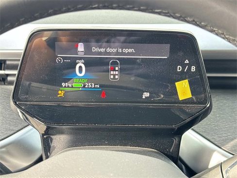 New 2025 Volkswagen ID. Buzz Pro S image 19