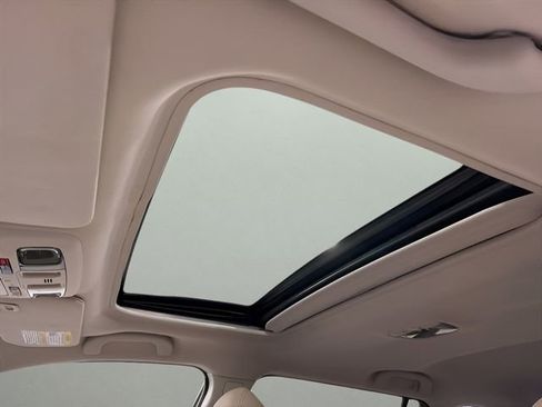 Used 2017 Subaru Outback 2.5i Limited image 28