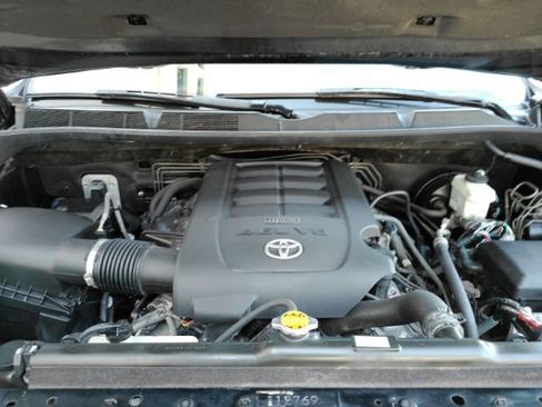 Used 2016 Toyota Tundra SR5 w/ TRD Off Road Package image 44