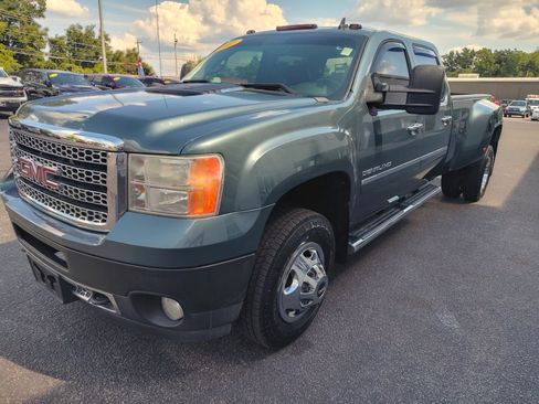 Used 2011 GMC Sierra 3500 Denali image 5