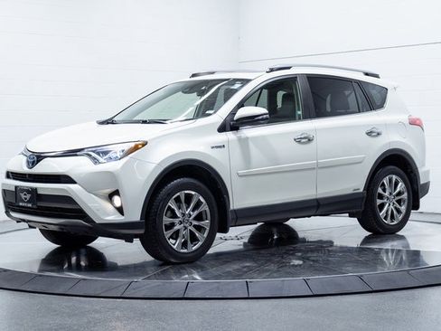 Used 2017 Toyota RAV4 Limited image 6