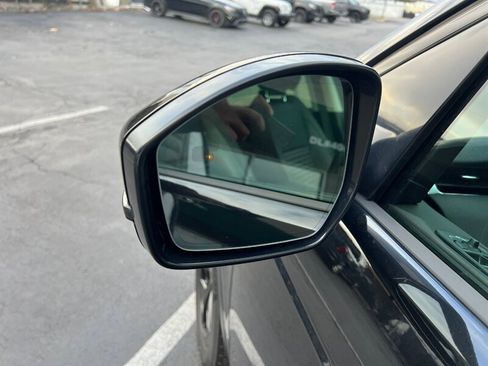 Used 2023 Land Rover Discovery Sport S image 26