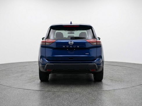 Used 2025 Nissan Rogue SV AWD/4WD image 7
