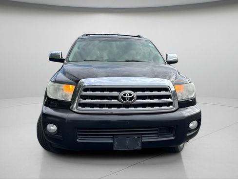 Used 2014 Toyota Sequoia Platinum AWD/4WD image 3