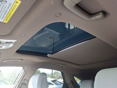 Used 2026 Genesis GV70 2.5T Advanced image 11