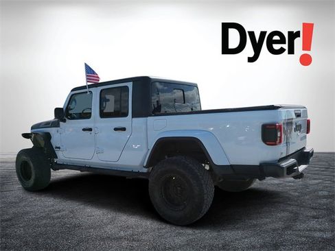 Used 2021 Jeep Gladiator Sport image 6