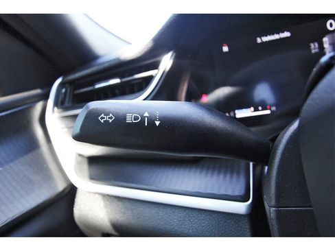 Used 2025 Jeep Grand Cherokee Altitude image 14