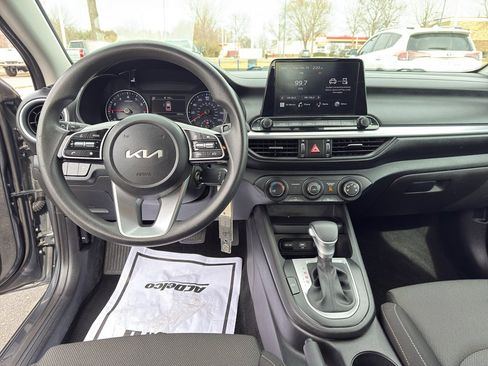 Used 2023 Kia Forte LXS image 22