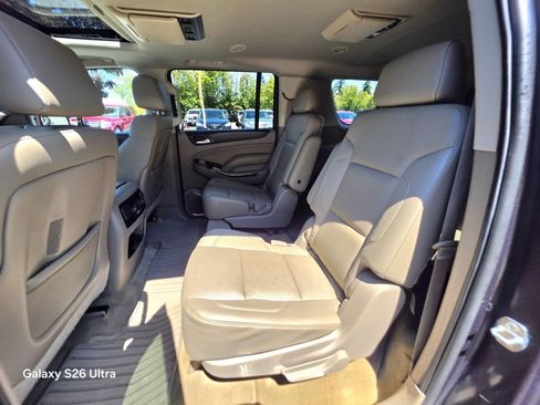 Used 2015 GMC Yukon XL SLT w/ Open Road Package AWD/4WD image 15