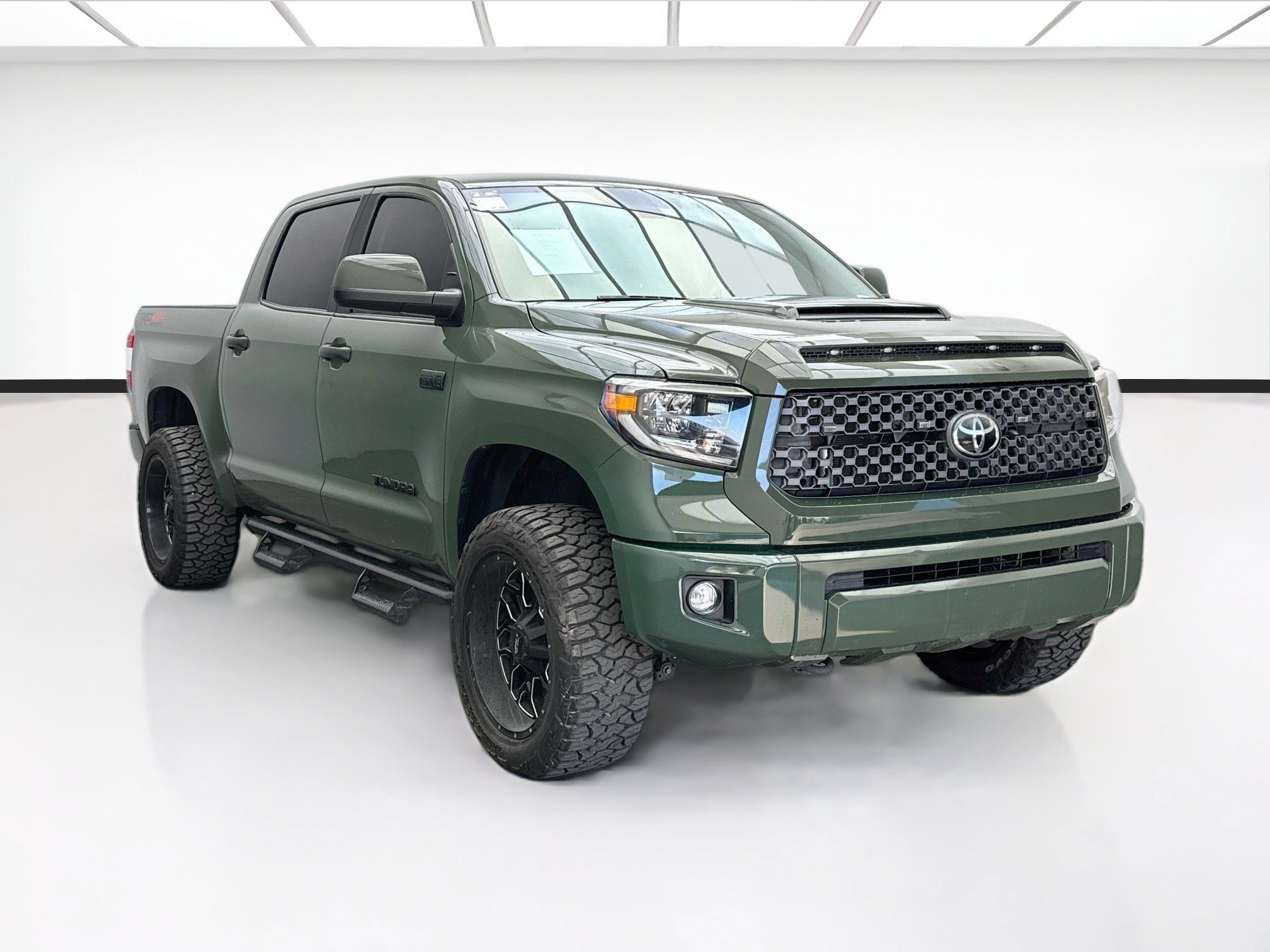 Used 2021 Toyota Tundra SR5 w/ TRD Sport Package AWD/4WD image 3
