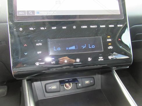 Used 2024 Hyundai Tucson Limited FWD image 30
