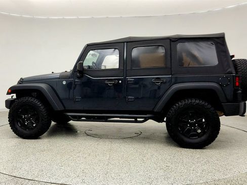 Used 2017 Jeep Wrangler Unlimited Sport AWD/4WD image 8