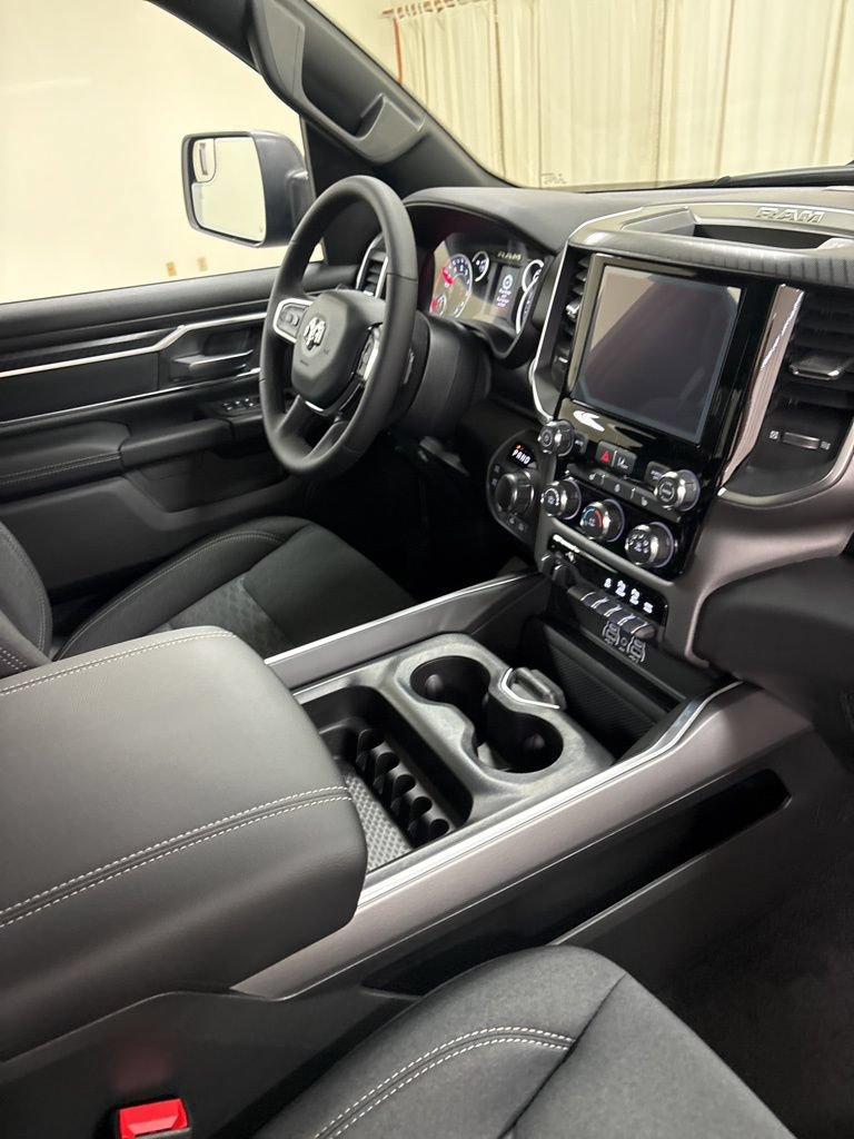 New 2026 RAM 1500 Big Horn AWD/4WD image 27