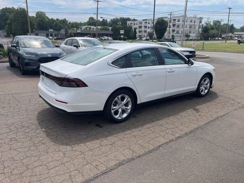 Used 2024 Honda Accord LX image 18
