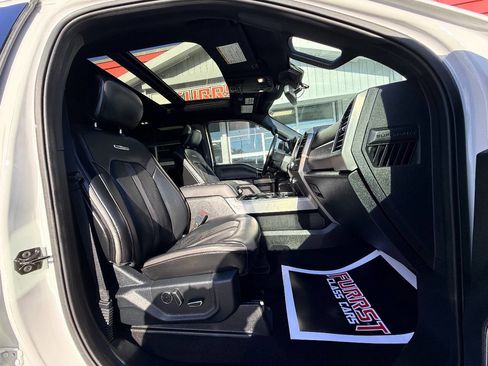 Used 2021 Ford F250 Platinum w/ FX4 Off-Road Package image 40