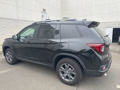 Used 2024 Honda Passport TrailSport image 19