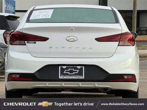 Used 2019 Hyundai Elantra SE w/ Cargo Package image 8