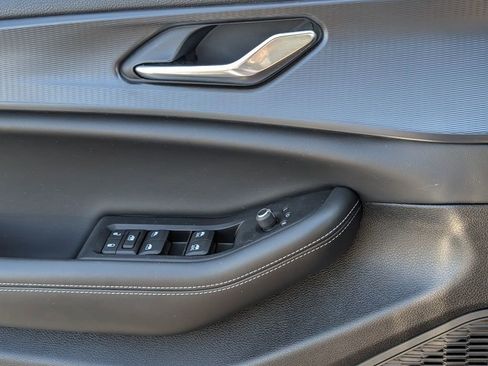 Used 2024 Jeep Grand Cherokee Laredo w/ Trailer Tow Package image 24