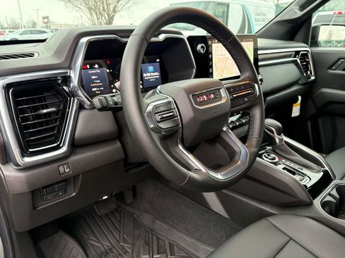 New 2025 GMC Canyon Elevation w/ Convenience Package image 12