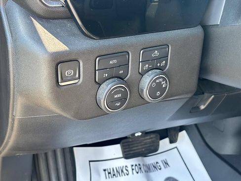 Used 2024 Chevrolet Silverado 1500 LT w/ Protection Package AWD/4WD image 27