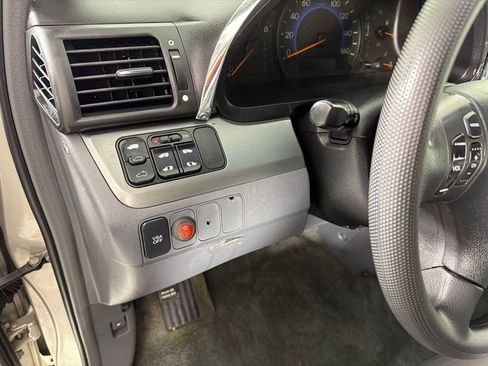 Used 2005 Honda Odyssey EX-L image 13