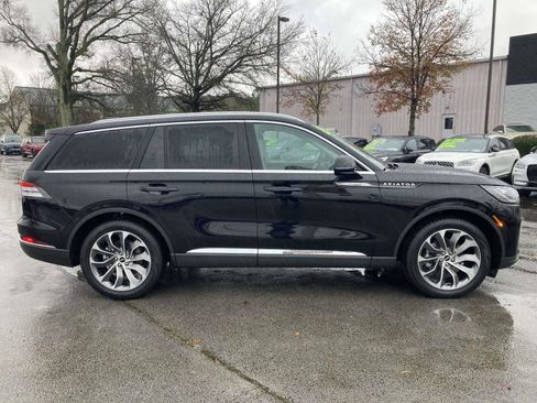 New 2025 Lincoln Aviator 2WD w/ Equipment Group 101A image 2