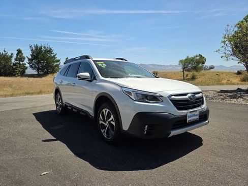 Used 2022 Subaru Outback Limited w/ Popular Package #2 AWD/4WD image 4