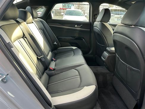Used 2025 Kia K5 GT-Line image 12