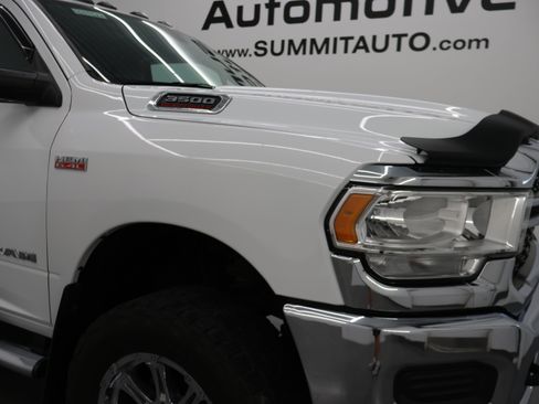 Used 2019 RAM 3500 Tradesman w/ Chrome Appearance Group AWD/4WD image 23