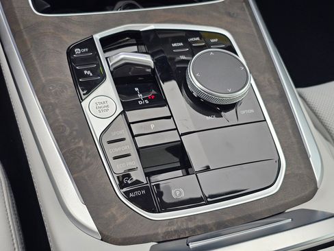 New 2026 BMW X5 xDrive40i w/ Climate Comfort Package image 23