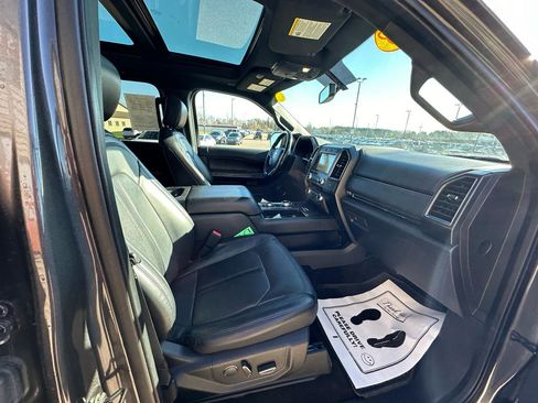 Used 2018 Ford Expedition Limited AWD/4WD image 10
